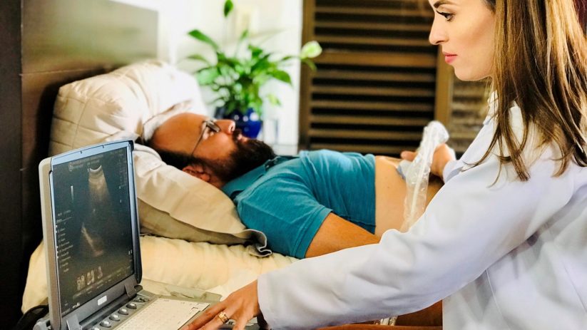 Tecnologia para realizar exames de ultrassom em casa chega a Brasília